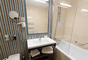 La Prima Fashion Hotel