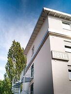 Viavelo Hotel