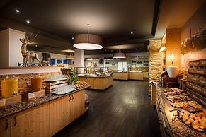 KUHOTEL Steinplatte, Trademark Collection by Wyndham