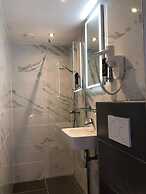 Facade Hotel Amsterdam