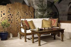 Kanuni Kervansaray Historical Hotel