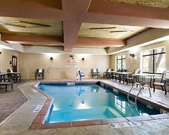 Comfort Suites Topeka Northwest