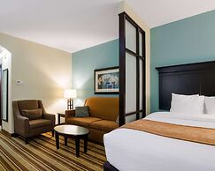 Comfort Suites Topeka Northwest