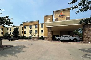 Comfort Suites Topeka Northwest