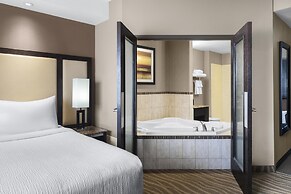 Best Western Premier Freeport Inn Calgary Airport