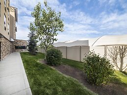 Best Western Premier Freeport Inn Calgary Airport