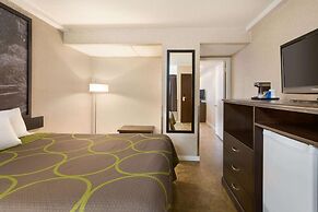 Super 8 by Wyndham Prince George