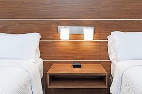 Holiday Inn Express & Suites Del Rio by IHG