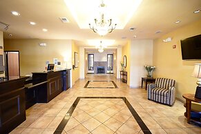 Holiday Inn Express & Suites Del Rio by IHG