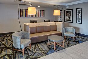 Holiday Inn Express Hotel & Suites Jackson NE by IHG