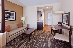 Holiday Inn Express Hotel & Suites Jackson NE by IHG
