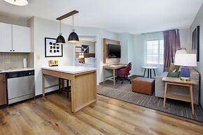 Staybridge Suites Omaha 80th And Dodge by IHG
