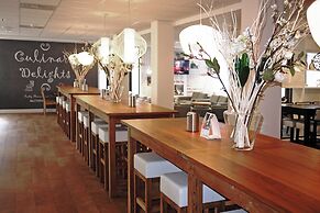 Holiday Inn Express Amsterdam - Schiphol by IHG