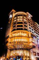 Grand Arkenso Parkview Hotel