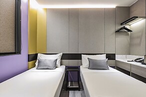 Hotel 81 Palace