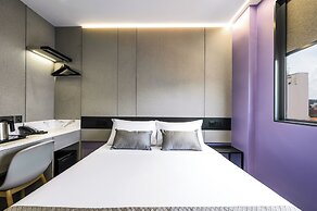 Hotel 81 Palace