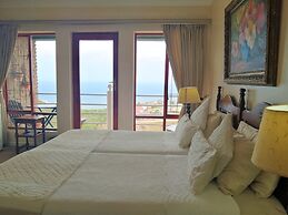 Amzee Bokmakierie Guest House