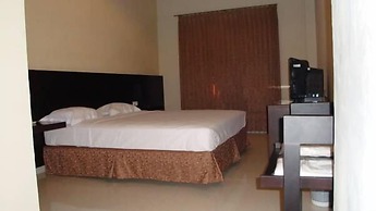 Family Guest House Surabaya