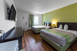 Motel 6 Warminster, PA