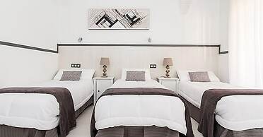 Hostal Gran Via 63 Rooms