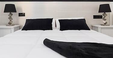 Hostal Gran Via 63 Rooms