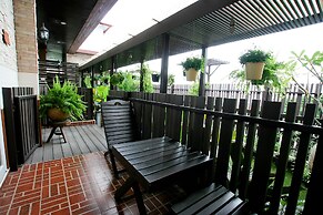 Sabai Sabai @ Sukhumvit Hotel