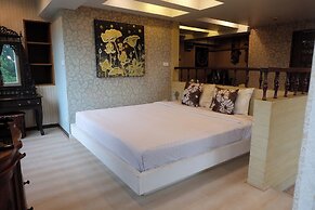 Sabai Sabai @ Sukhumvit Hotel
