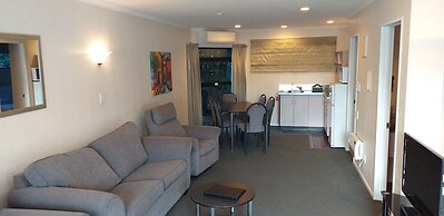 Shadzz Motel & Conference Centre