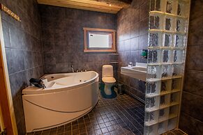 Hotel & Spa Resort Järvisydän