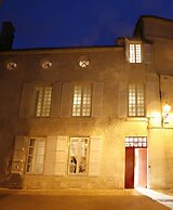 La Porte Rouge - The Red Door Inn Chambres d'Hotes
