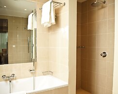 Radisson Blu Anchorage Hotel, Lagos, V.I.