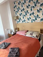 The Hawkes Hotel