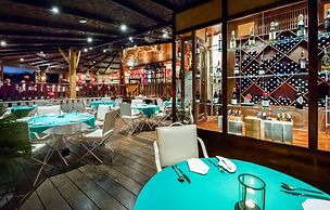 Jamahkiri Resort & Spa