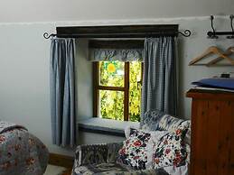 Armidale Cottages Bed & Breakfast