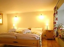 Armidale Cottages Bed & Breakfast