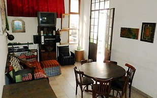 Llanura Hostel
