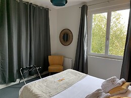 Hotel Aux Berges de l'Aveyron