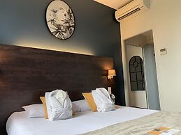 Hotel Aux Berges de l'Aveyron