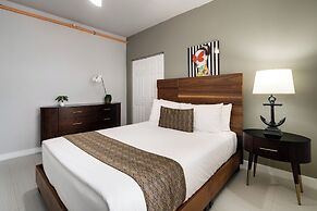 Tradewinds Apartment Hotel