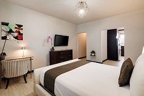 Tradewinds Apartment Hotel