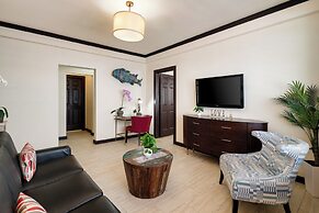 Tradewinds Apartment Hotel