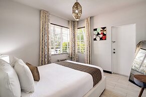 Tradewinds Apartment Hotel