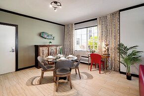 Tradewinds Apartment Hotel