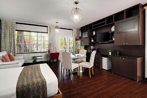 Tradewinds Apartment Hotel