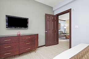 Tradewinds Apartment Hotel