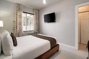 Tradewinds Apartment Hotel