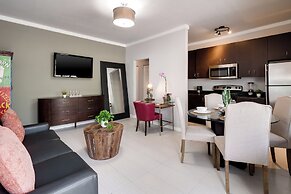 Tradewinds Apartment Hotel