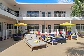 Tradewinds Apartment Hotel