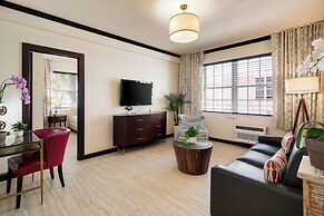 Tradewinds Apartment Hotel