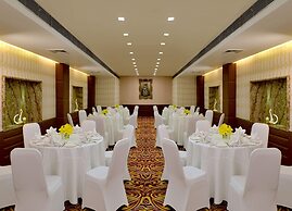 Taurus Sarovar Portico